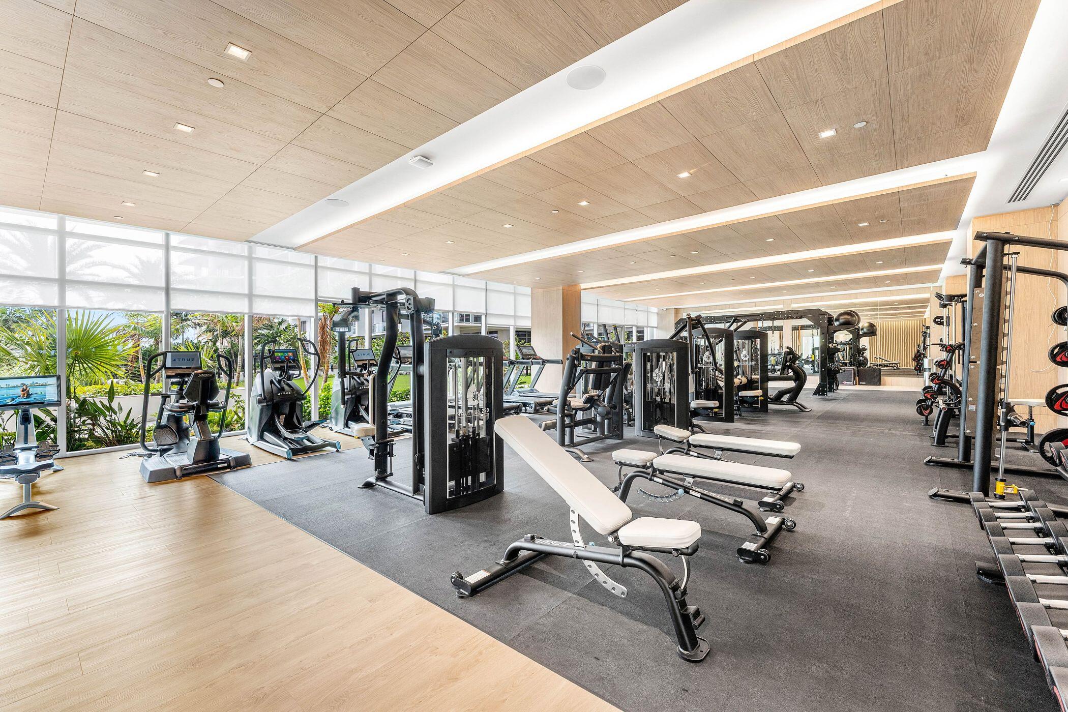 Nautilus 220 fitness center with strength and cardio equipment